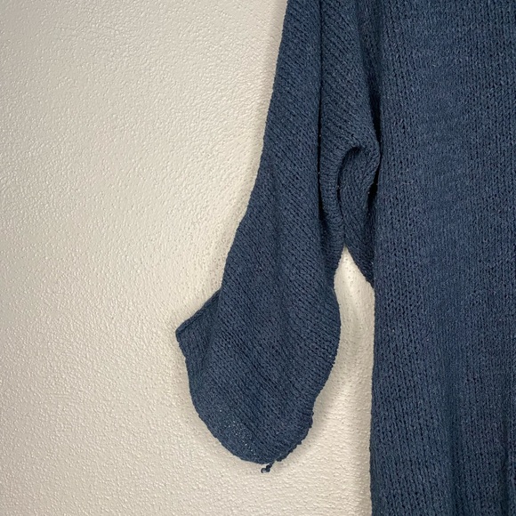 Kiabi Knit Sweater Size Small Navy Blue Three Quarter Sleeves V-Neck - Picture 4 of 9